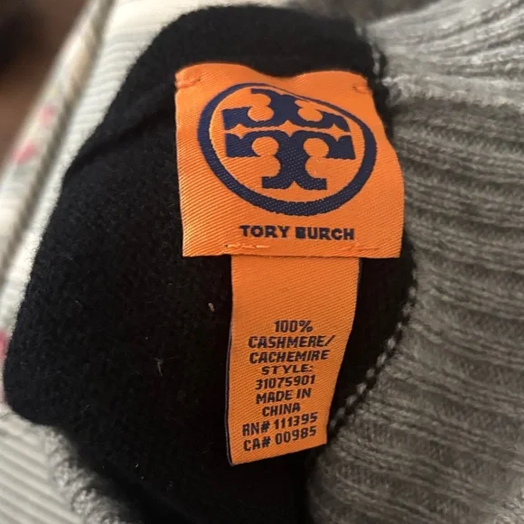 Tory Burch Black and Gray Knit Beanie EUC 100% Cashmere Tory Burch Black and Gray Knit Beanie EUC 100% Cashmere  main image 2